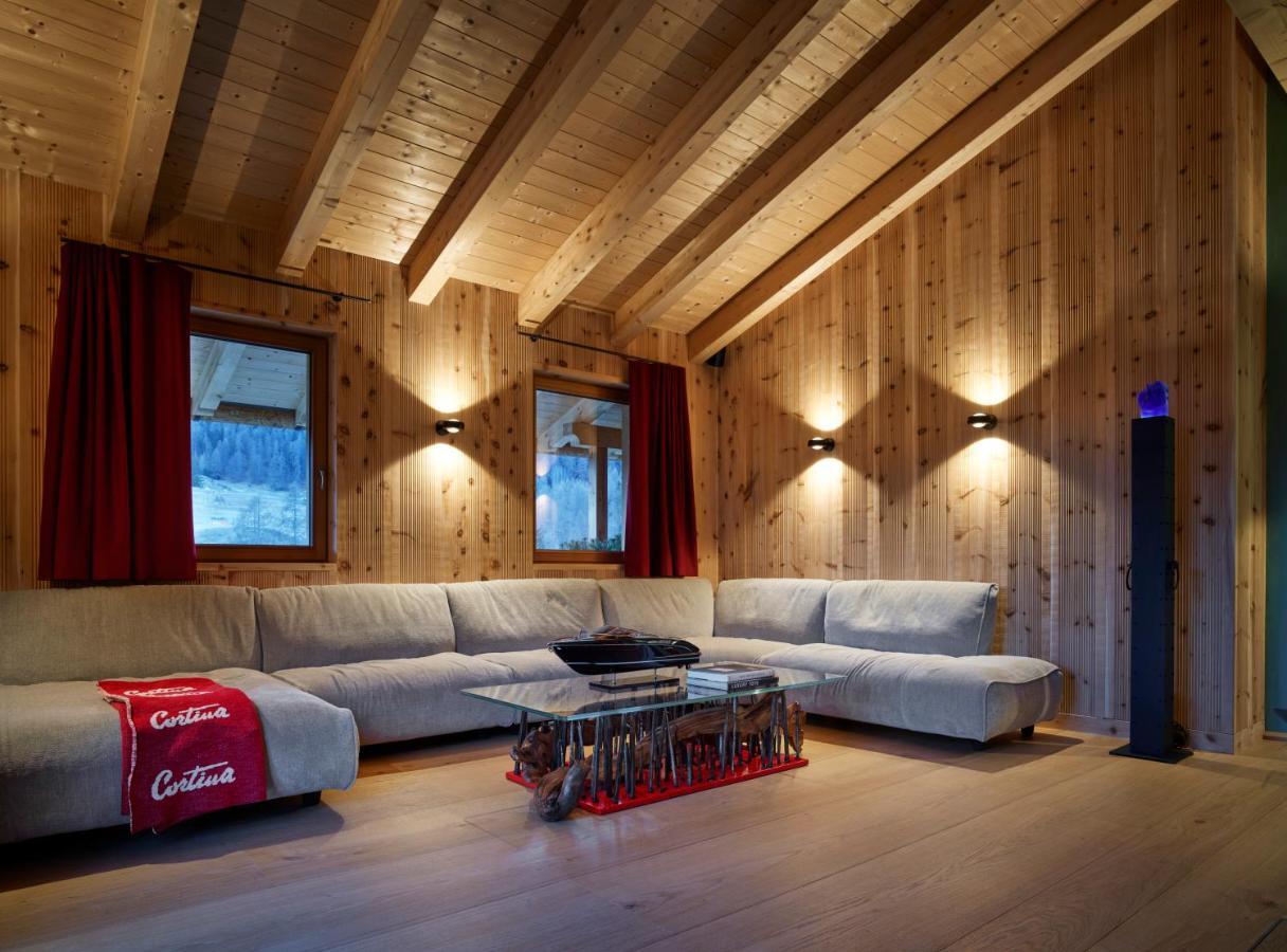 Dolomiti Lodge Alvera Cortina d'Ampezzo Exterior photo
