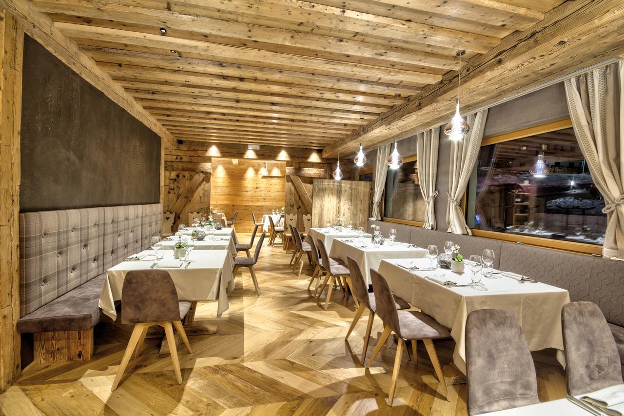Dolomiti Lodge Alvera Cortina d'Ampezzo Exterior photo