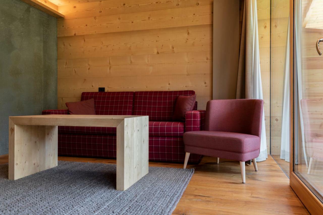 Dolomiti Lodge Alvera Cortina d'Ampezzo Exterior photo